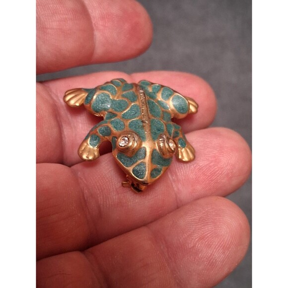Vintage Frog Brooch Green Enamel Rhinestone - Picture 1 of 3